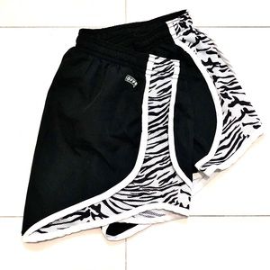Zebra Soffe Running Shorts